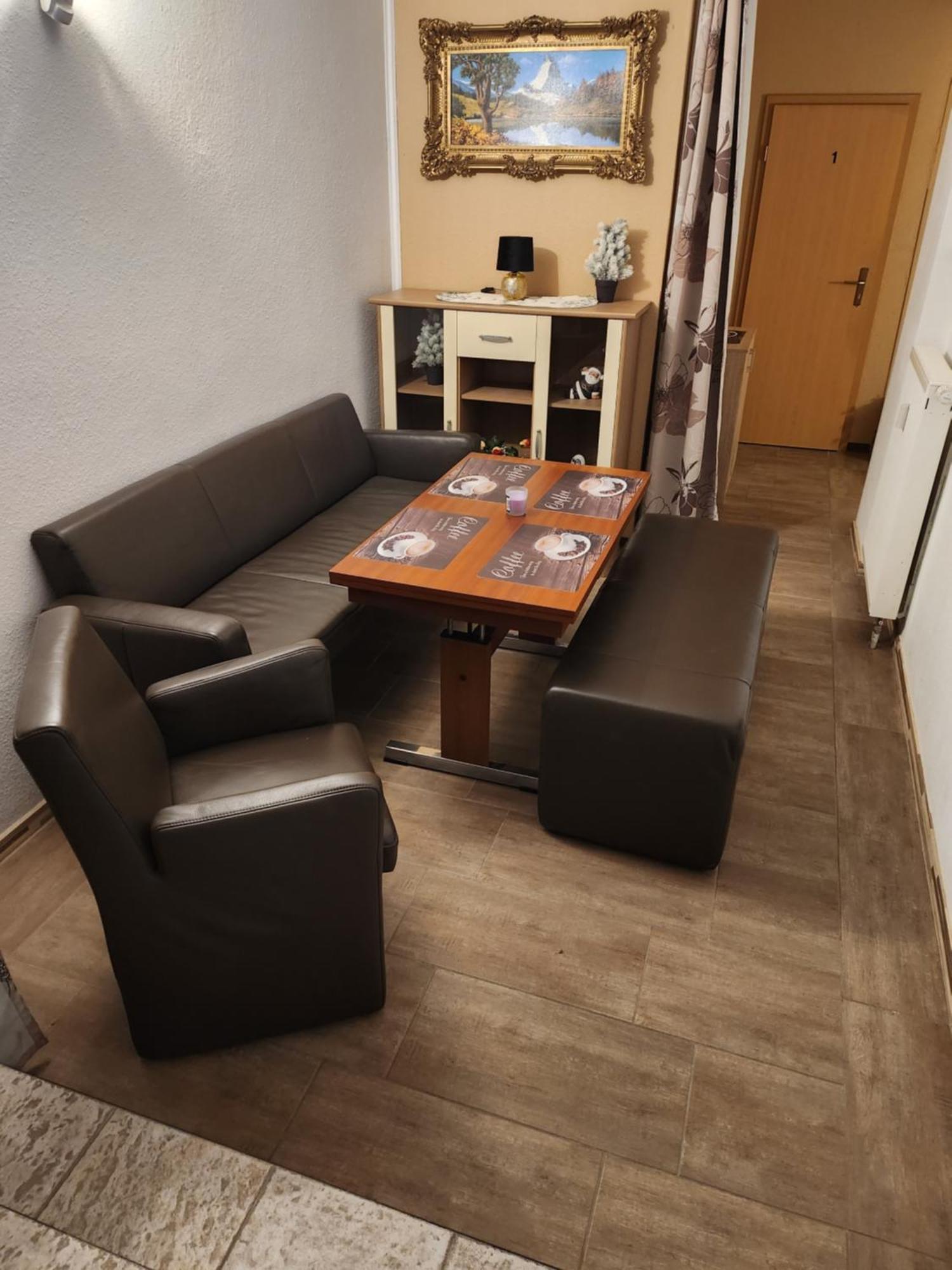 Halle, Top -Preise, 79 Qm Sd Fewo, Eg, Wahlweise Mit 1- 3 Dz, Tv Lounge, Kueche, Bad Wc Einfach Und Gut, Langzeitmieter Vb Preise Halle  Exterior foto