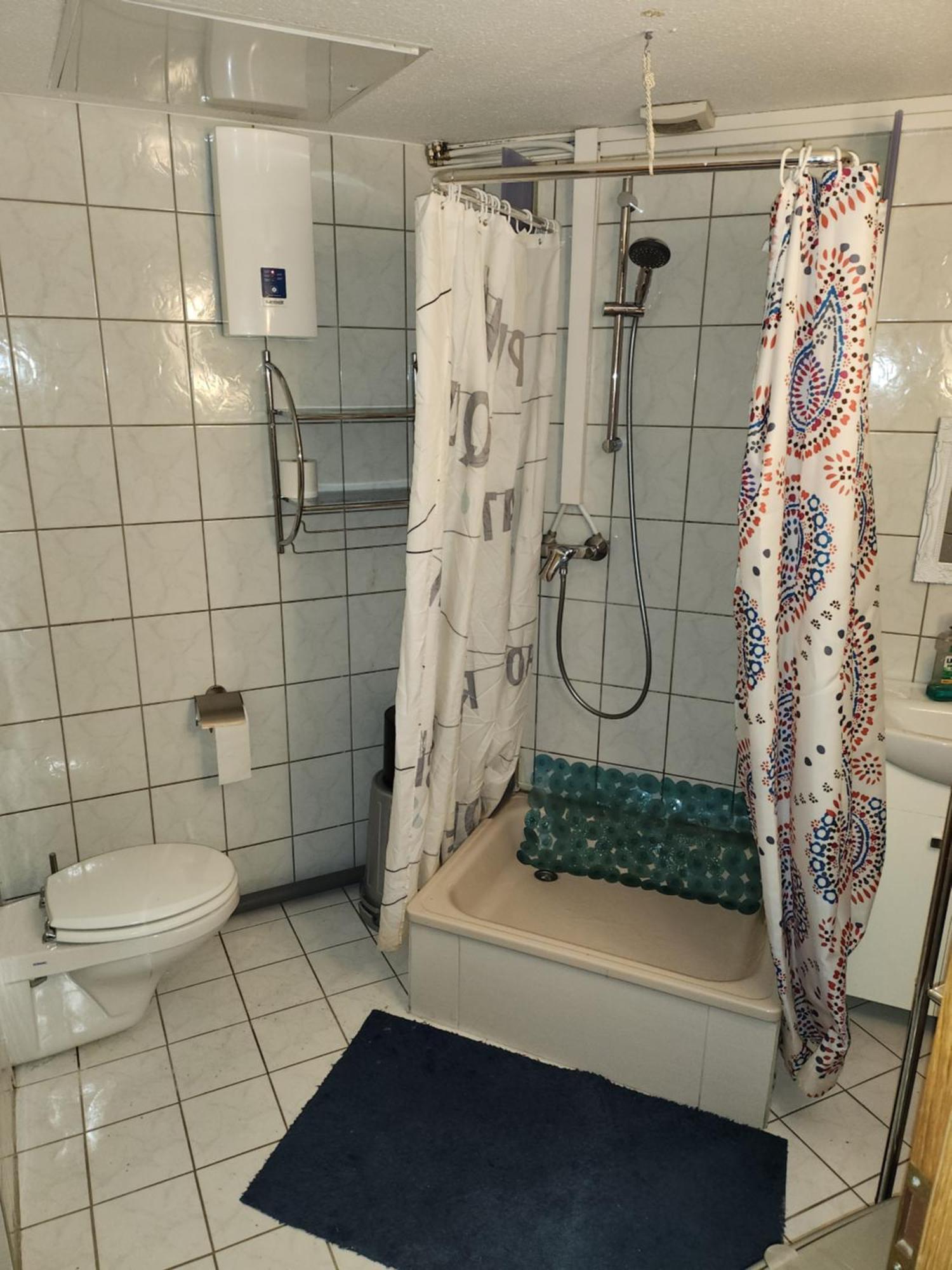 Halle, Top -Preise, 79 Qm Sd Fewo, Eg, Wahlweise Mit 1- 3 Dz, Tv Lounge, Kueche, Bad Wc Einfach Und Gut, Langzeitmieter Vb Preise Halle  Exterior foto
